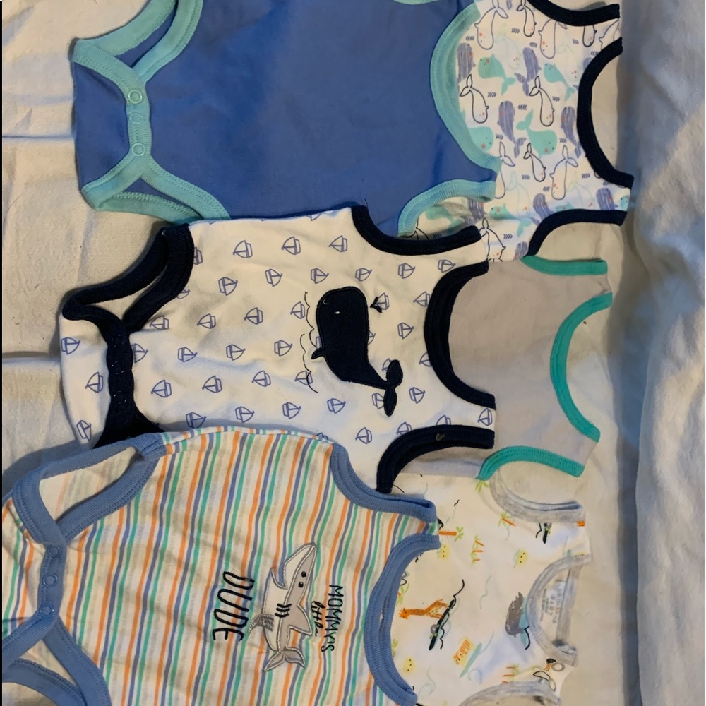 Set of 6 boys sleeveless onesies
